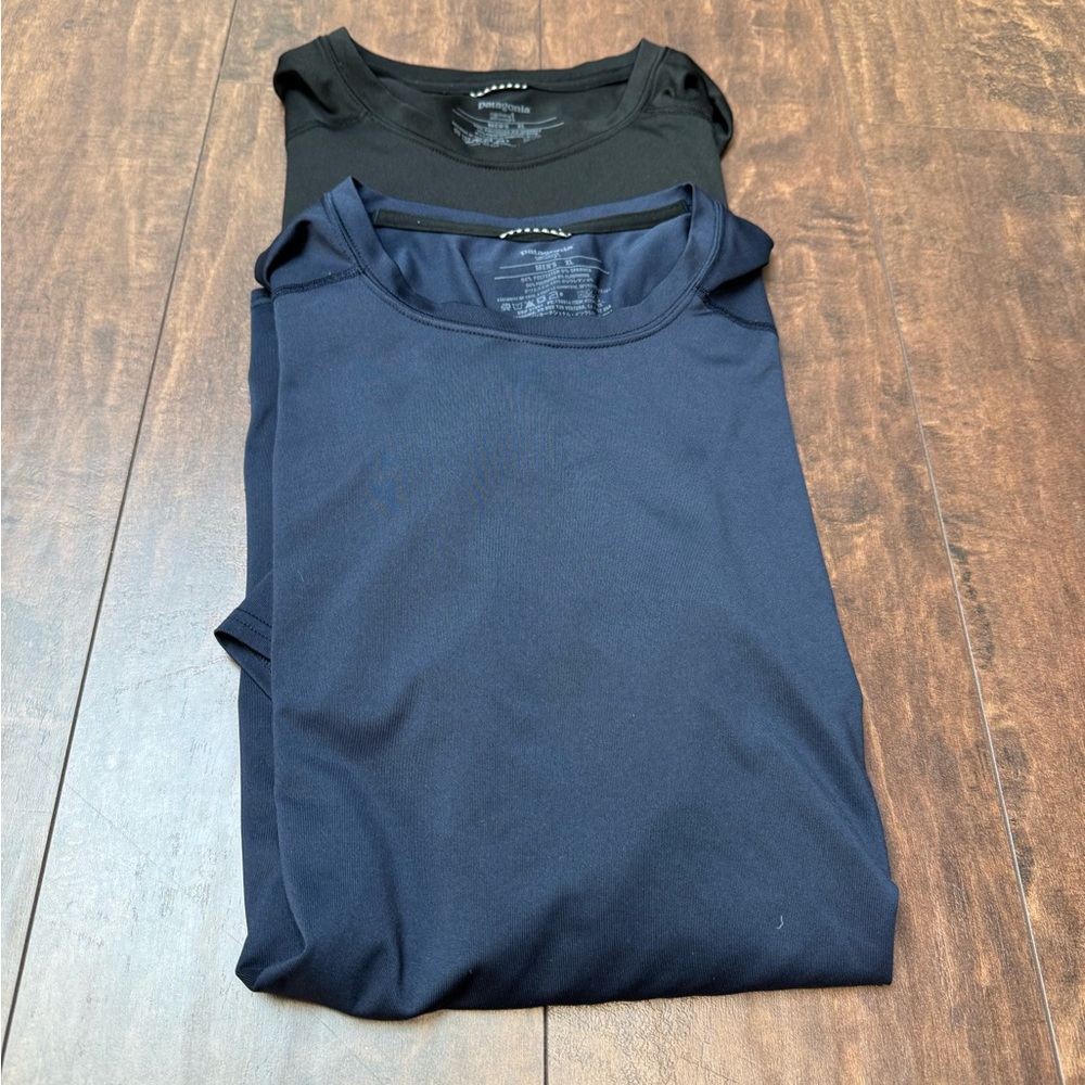 Mens Patagonia Capilene Silk Weight Shirts 2 pack!